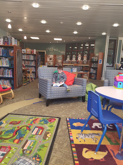 Moving? Here are 5 things to look for in a potential community&nbsp;library